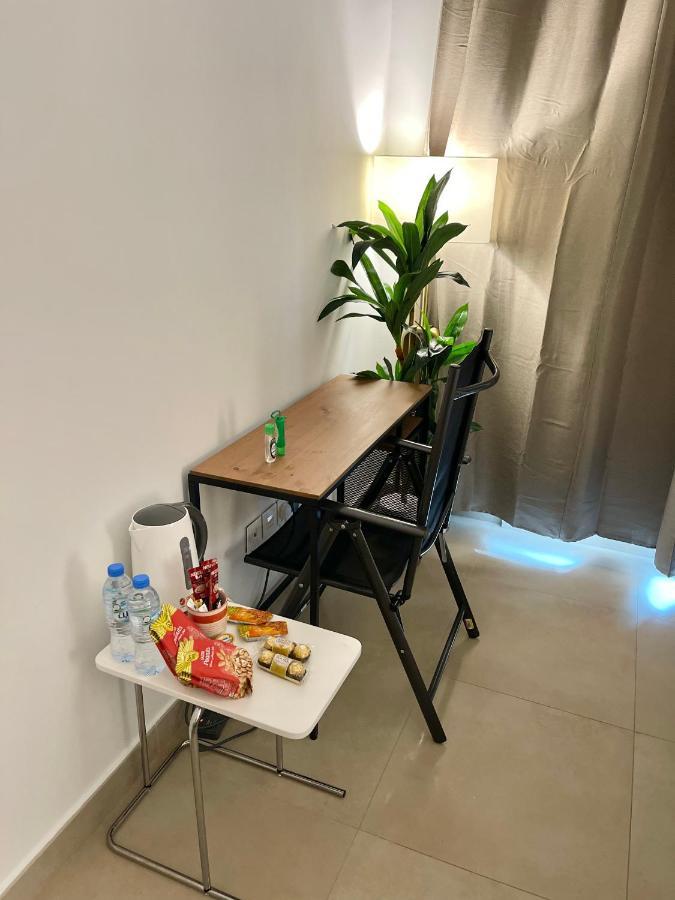 Super Elegant Studio Apartment-Sparkle Tower By Sweet Homes Dubaj Kültér fotó
