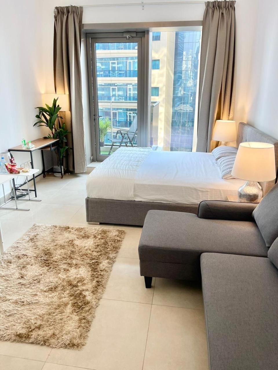 Super Elegant Studio Apartment-Sparkle Tower By Sweet Homes Dubaj Kültér fotó